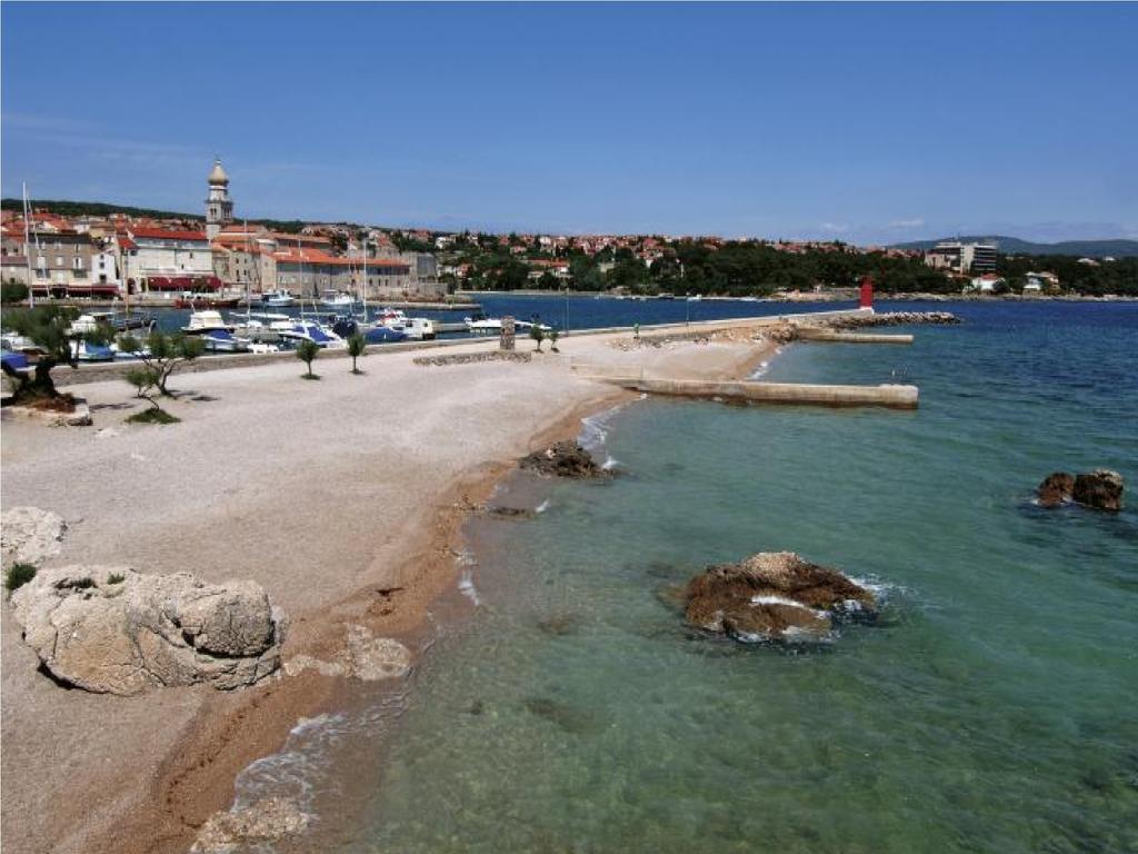Apartments & Rooms Strcic Petra Krk Town Buitenkant foto